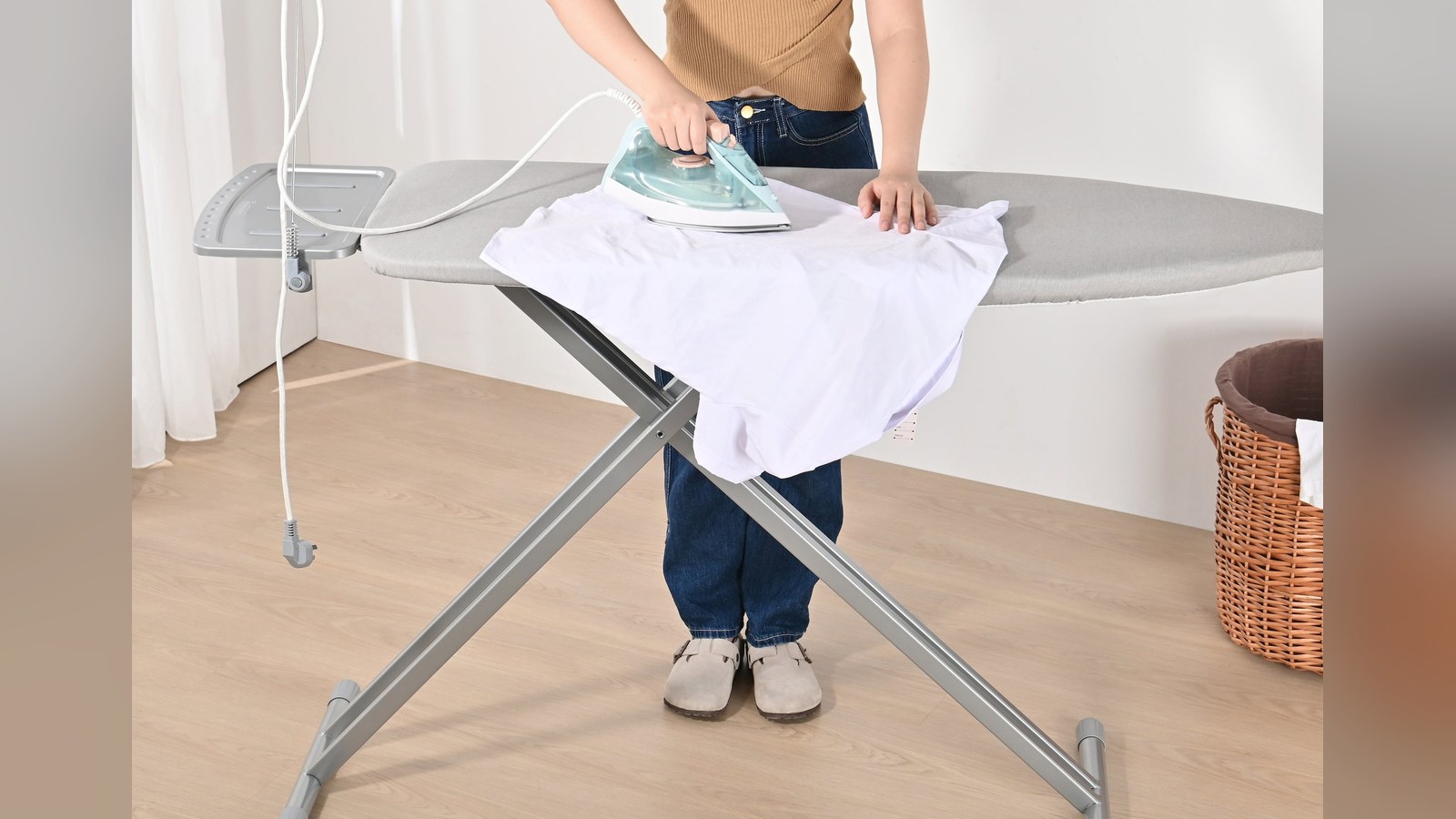 Siguro Essentials Plus, 122 × 38 cm, strieborná
